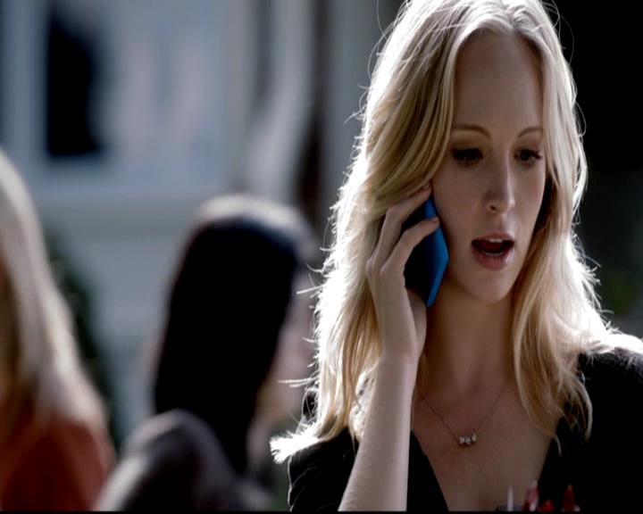 VampireDiariesWorld-dot-org_4x07MyBrothersKeeper0024.jpg