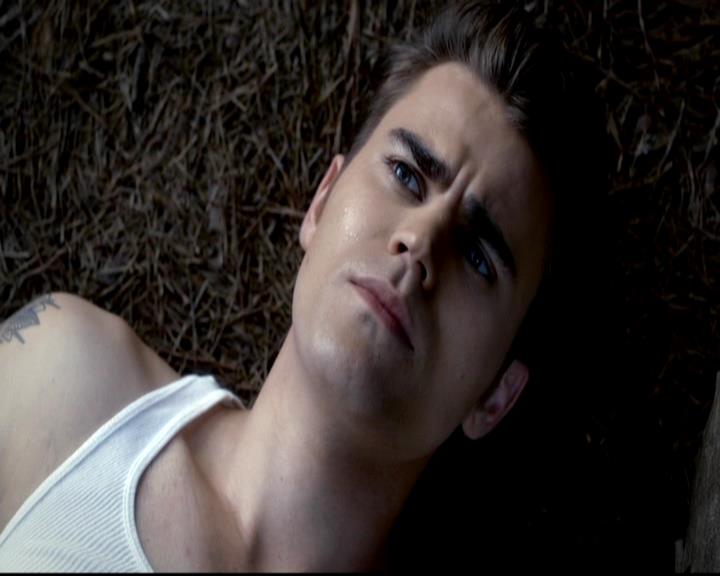 VampireDiariesWorld-dot-org_4x07MyBrothersKeeper0026.jpg