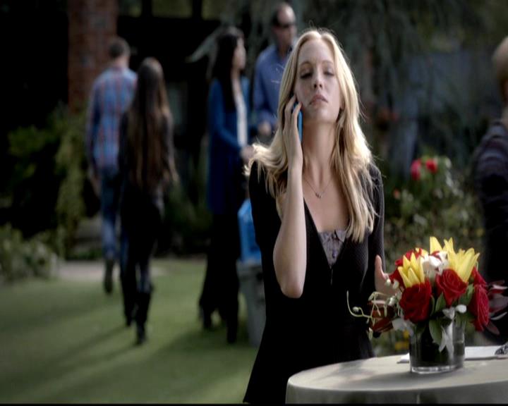 VampireDiariesWorld-dot-org_4x07MyBrothersKeeper0044.jpg