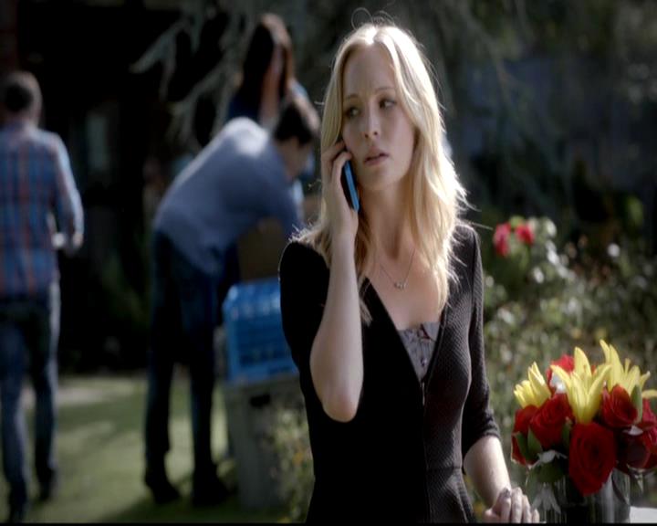 VampireDiariesWorld-dot-org_4x07MyBrothersKeeper0050.jpg