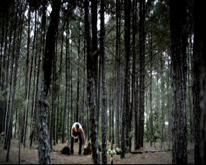 VampireDiariesWorld-dot-org_4x07MyBrothersKeeper0066.jpg