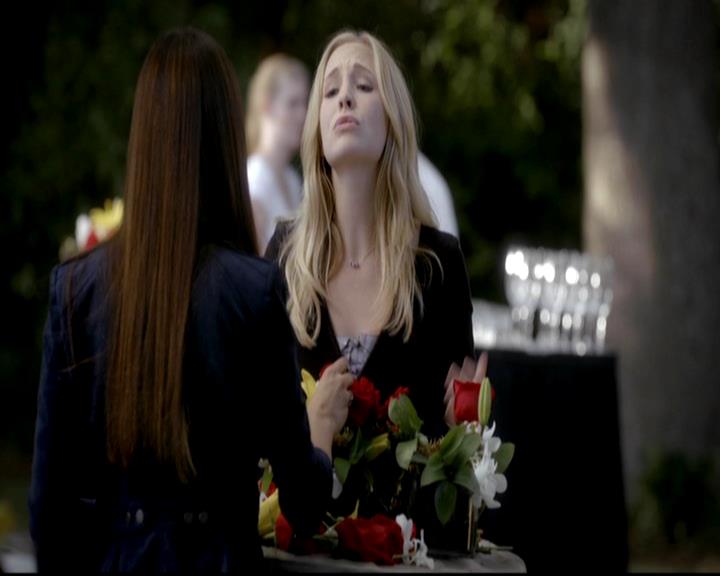 VampireDiariesWorld-dot-org_4x07MyBrothersKeeper0185.jpg