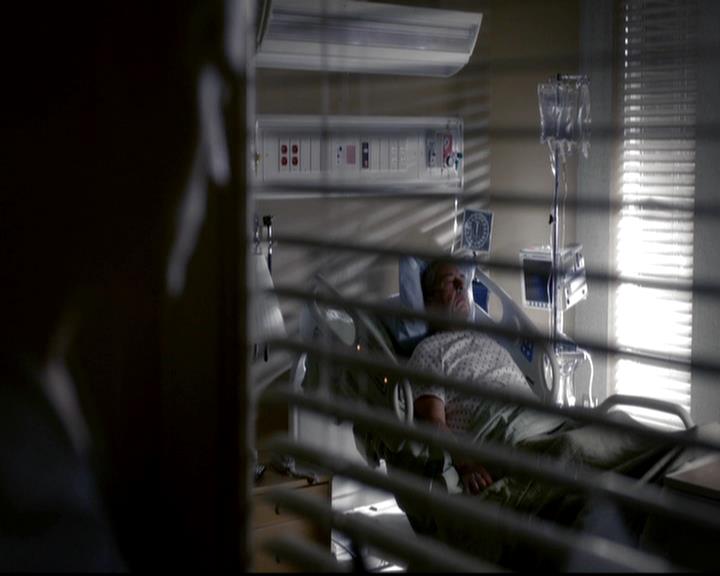 VampireDiariesWorld-dot-org_4x07MyBrothersKeeper0336.jpg