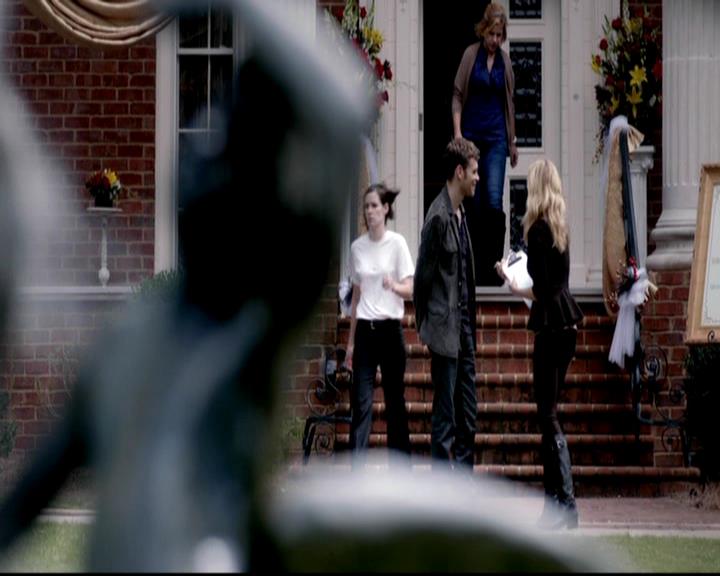 VampireDiariesWorld-dot-org_4x07MyBrothersKeeper0428.jpg