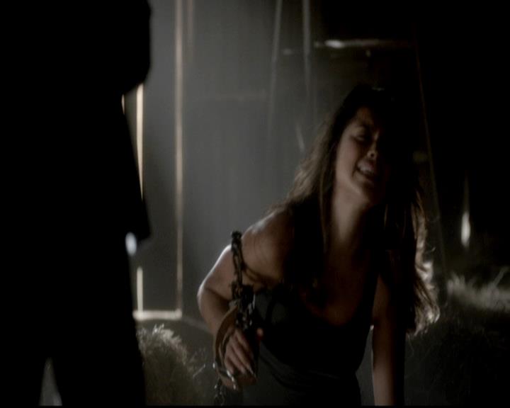 VampireDiariesWorld-dot-org_4x07MyBrothersKeeper0454.jpg