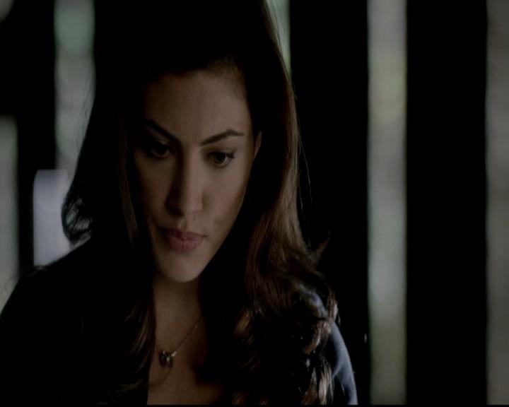 VampireDiariesWorld-dot-org_4x07MyBrothersKeeper0463.jpg