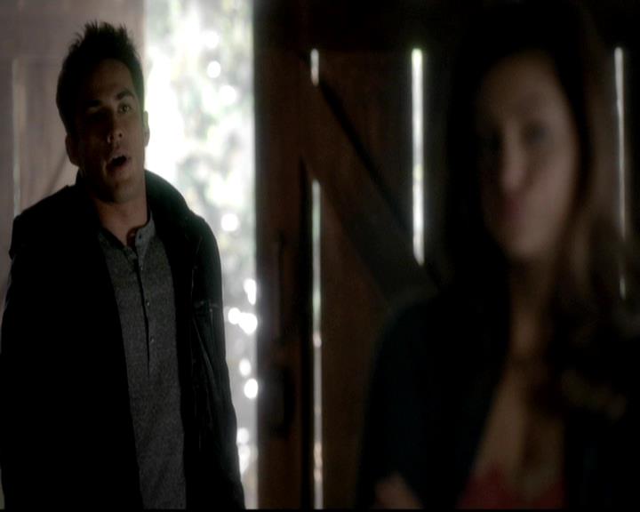 VampireDiariesWorld-dot-org_4x07MyBrothersKeeper0478.jpg