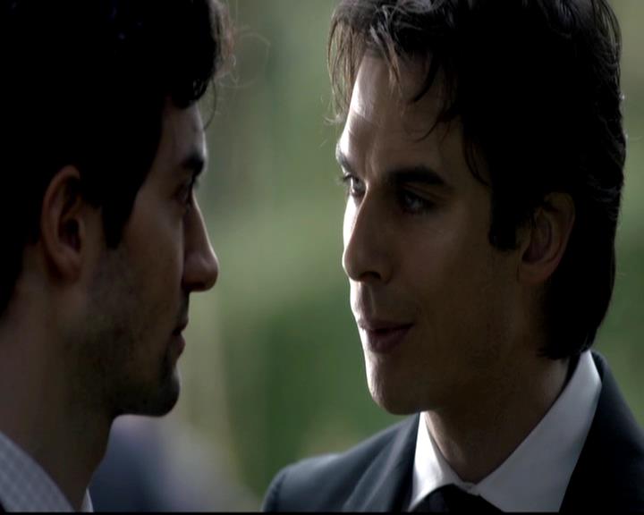 VampireDiariesWorld-dot-org_4x07MyBrothersKeeper0829.jpg