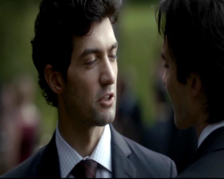 VampireDiariesWorld-dot-org_4x07MyBrothersKeeper0831.jpg