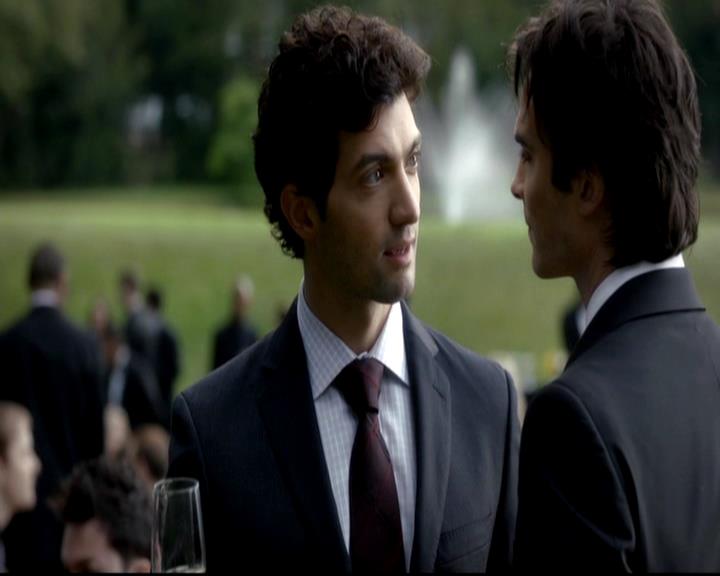 VampireDiariesWorld-dot-org_4x07MyBrothersKeeper0834.jpg