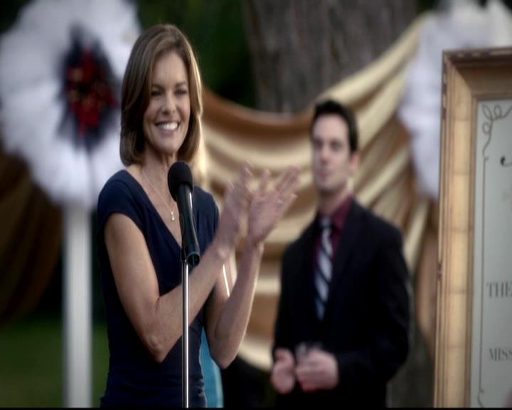 VampireDiariesWorld-dot-org_4x07MyBrothersKeeper0842.jpg