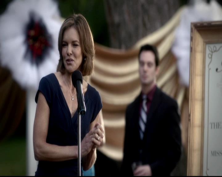 VampireDiariesWorld-dot-org_4x07MyBrothersKeeper0847.jpg