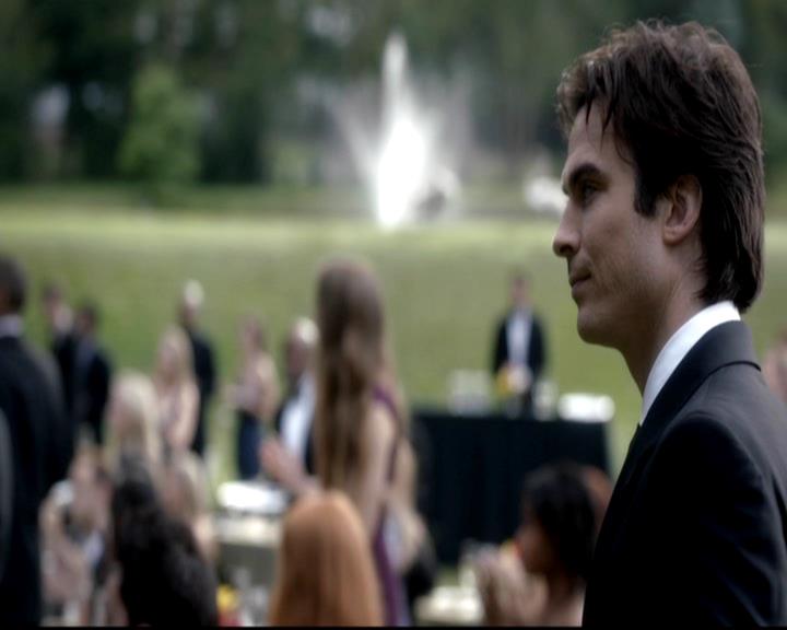 VampireDiariesWorld-dot-org_4x07MyBrothersKeeper0851.jpg