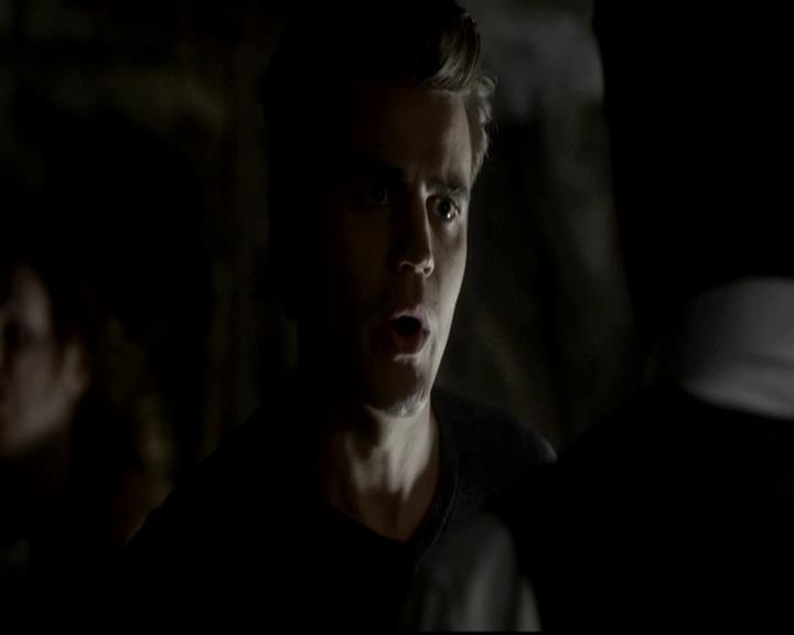 VampireDiariesWorld-dot-org_4x07MyBrothersKeeper0898.jpg