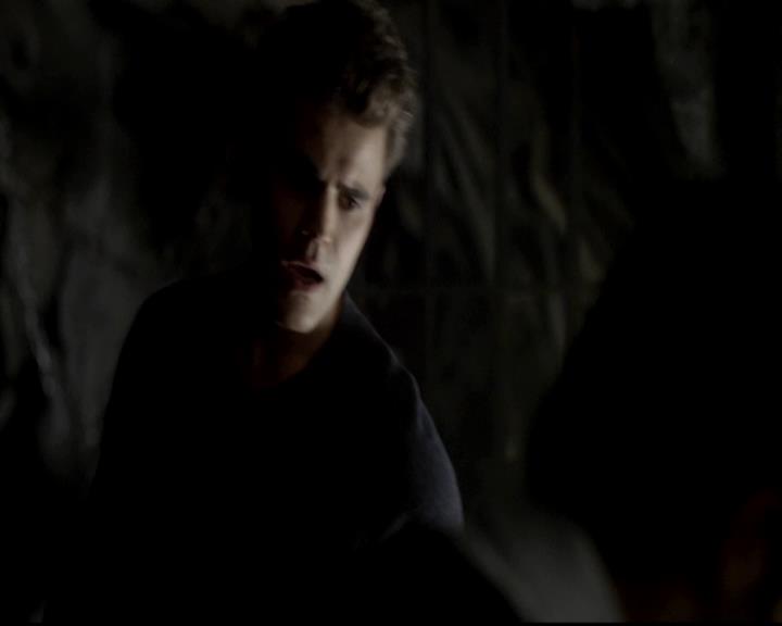 VampireDiariesWorld-dot-org_4x07MyBrothersKeeper0919.jpg