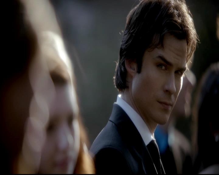 VampireDiariesWorld-dot-org_4x07MyBrothersKeeper1106.jpg