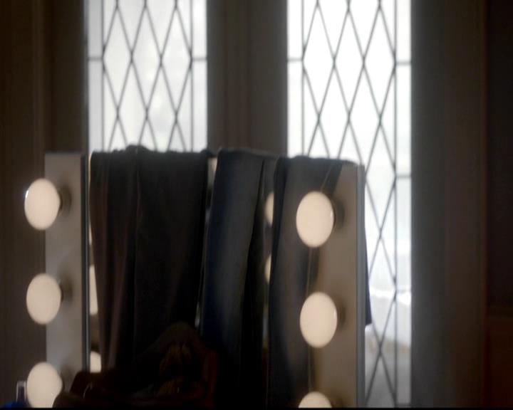 VampireDiariesWorld-dot-org_4x07MyBrothersKeeper1208.jpg