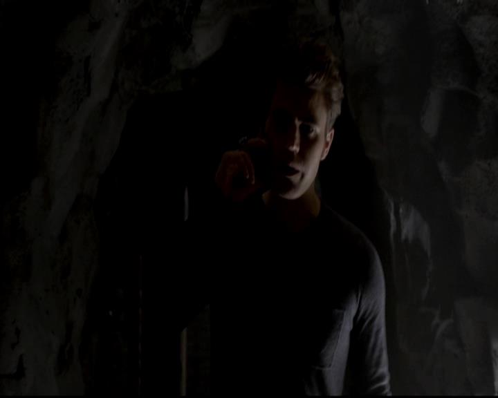 VampireDiariesWorld-dot-org_4x07MyBrothersKeeper1218.jpg