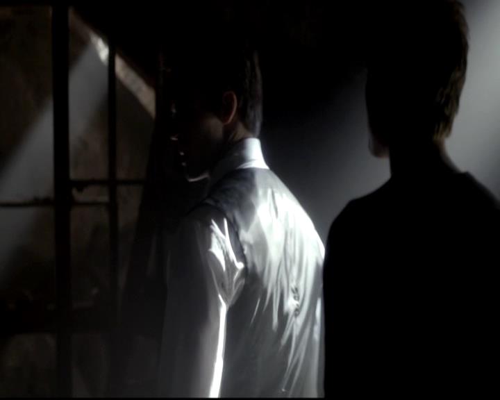 VampireDiariesWorld-dot-org_4x07MyBrothersKeeper1237.jpg