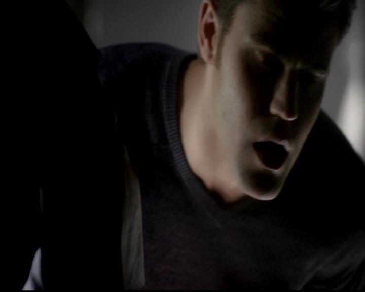 VampireDiariesWorld-dot-org_4x07MyBrothersKeeper1256.jpg VampireDiariesWorld-dot-org_4x07MyBrothersKeeper1256.jpg