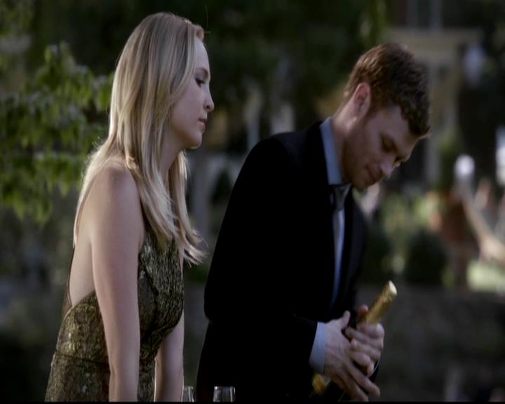 VampireDiariesWorld-dot-org_4x07MyBrothersKeeper1301.jpg