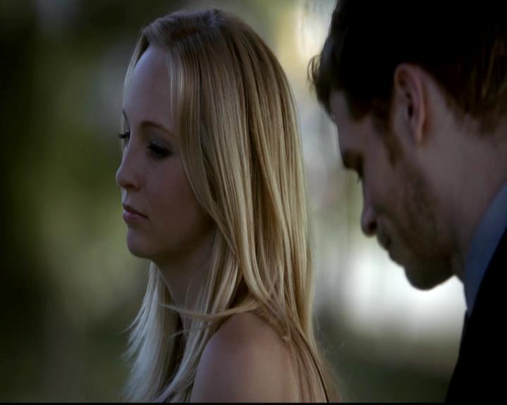 VampireDiariesWorld-dot-org_4x07MyBrothersKeeper1303.jpg