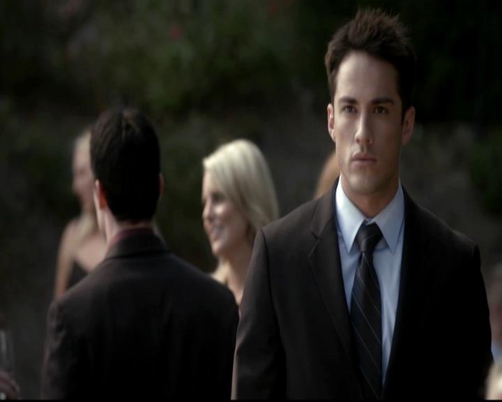 VampireDiariesWorld-dot-org_4x07MyBrothersKeeper1358.jpg