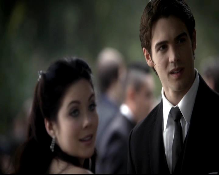 VampireDiariesWorld-dot-org_4x07MyBrothersKeeper1431.jpg