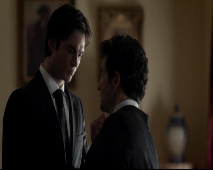 VampireDiariesWorld-dot-org_4x07MyBrothersKeeper1530.jpg