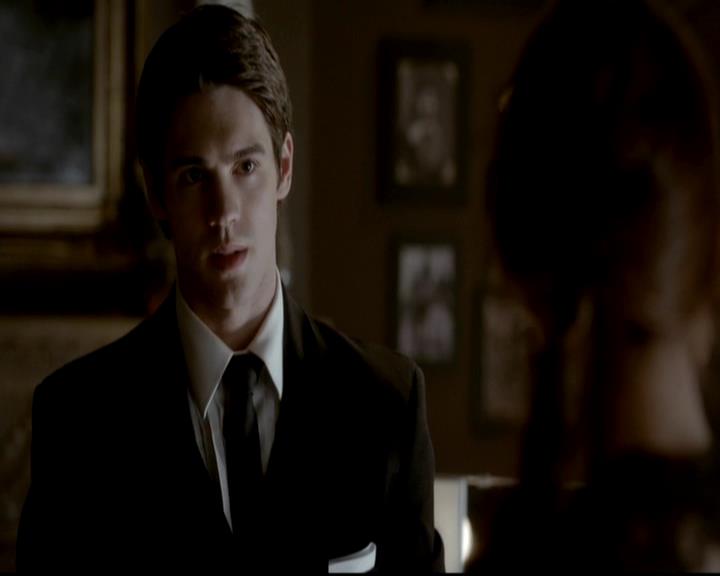 VampireDiariesWorld-dot-org_4x07MyBrothersKeeper1602.jpg
