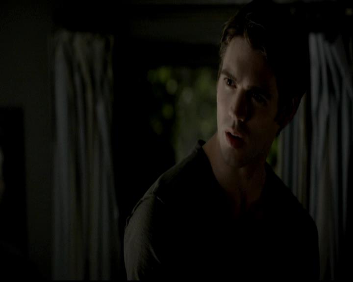 VampireDiariesWorld-dot-org_4x07MyBrothersKeeper1913.jpg