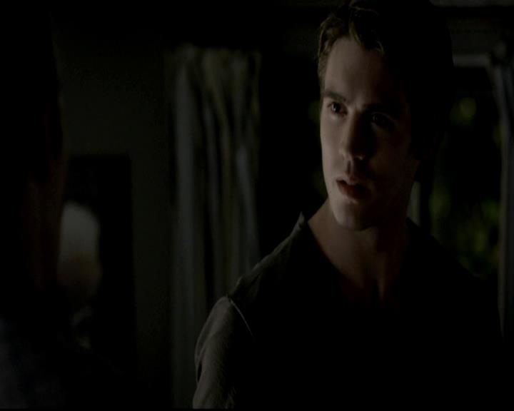 VampireDiariesWorld-dot-org_4x07MyBrothersKeeper1914.jpg
