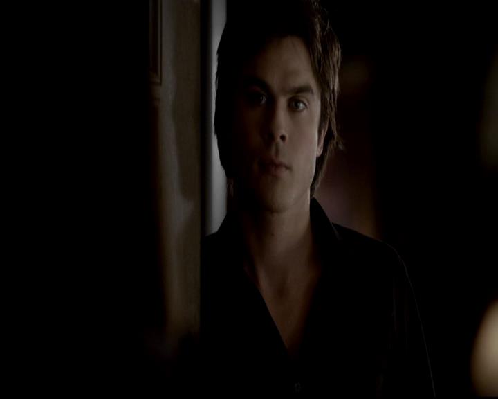 VampireDiariesWorld-dot-org_4x07MyBrothersKeeper1929.jpg