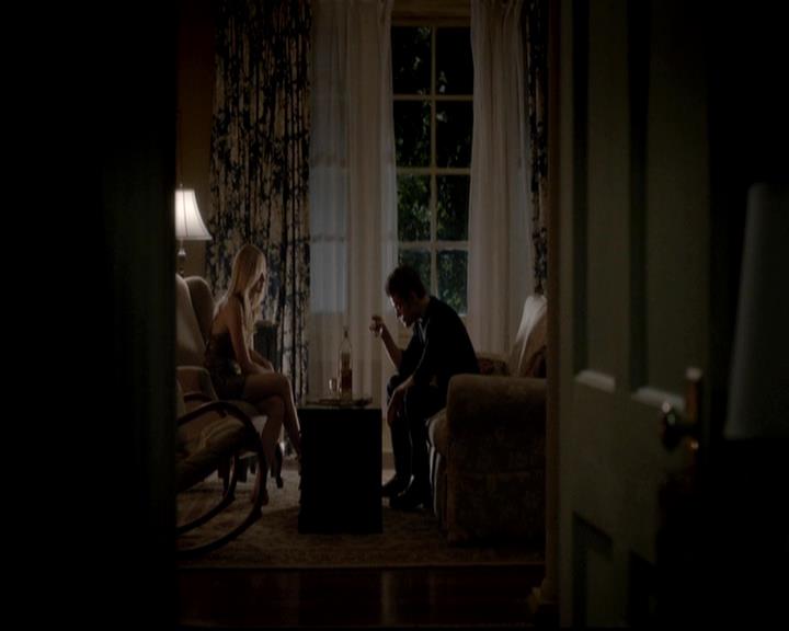 VampireDiariesWorld-dot-org_4x07MyBrothersKeeper2119.jpg