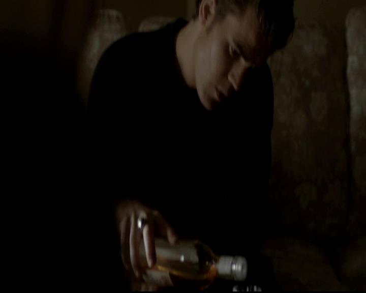 VampireDiariesWorld-dot-org_4x07MyBrothersKeeper2152.jpg