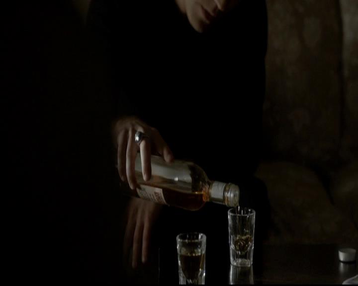 VampireDiariesWorld-dot-org_4x07MyBrothersKeeper2153.jpg