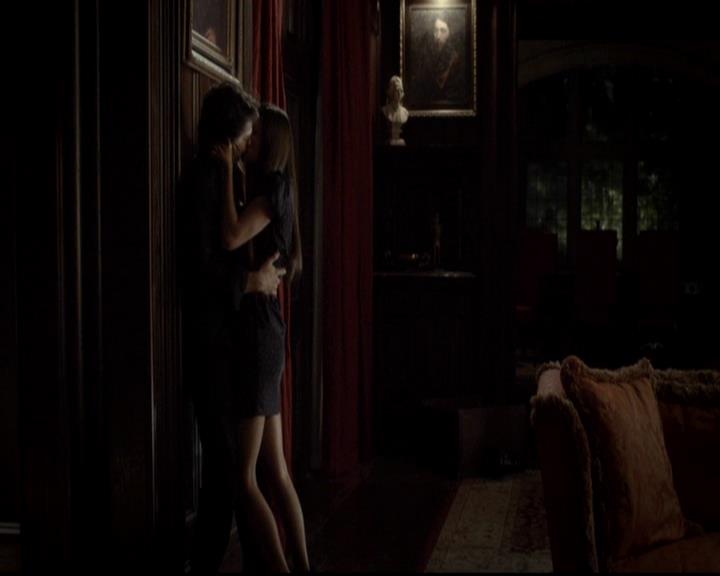 VampireDiariesWorld-dot-org_4x07MyBrothersKeeper2223.jpg VampireDiariesWorld-dot-org_4x07MyBrothersKeeper2223.jpg