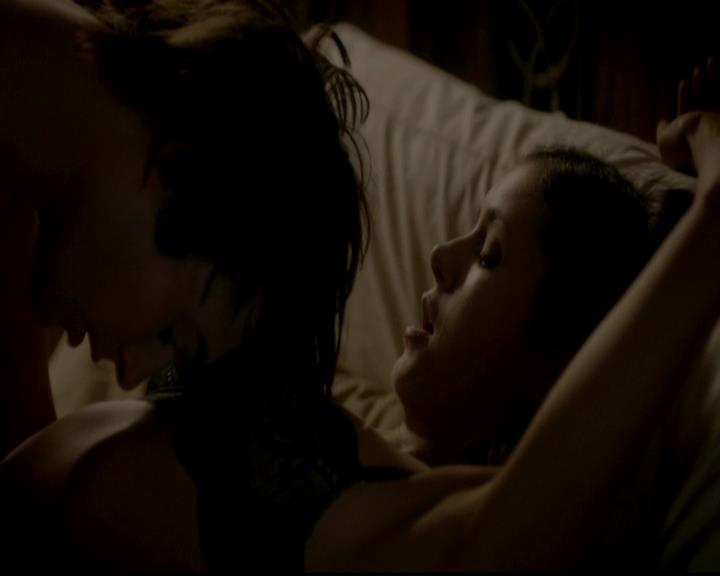 VampireDiariesWorld-dot-org_4x07MyBrothersKeeper2283.jpg