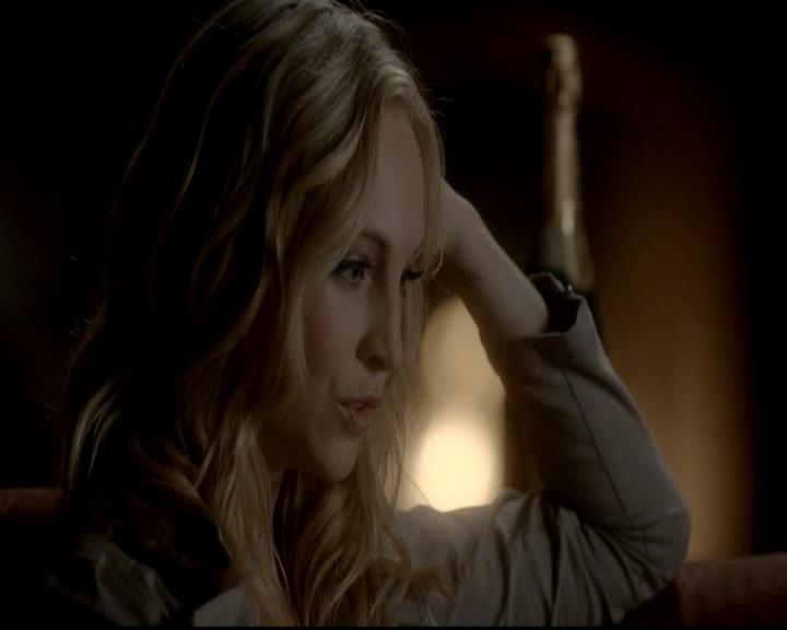 VampireDiariesWorld-dot-org_4x08WellAlwaysHaveBourbonStreet0665.jpg VampireDiariesWorld-dot-org_4x08WellAlwaysHaveBourbonStreet0665.jpg