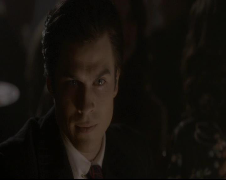 VampireDiariesWorld-dot-org_4x08WellAlwaysHaveBourbonStreet0914.jpg