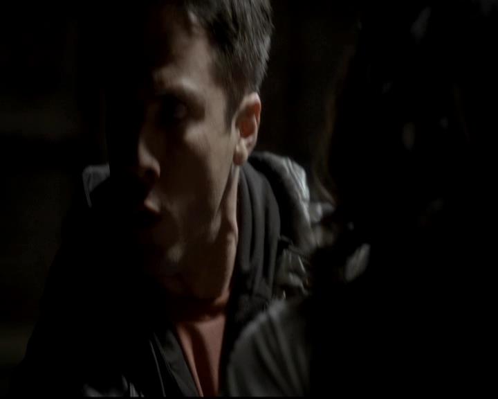VampireDiariesWorld-dot-org_4x08WellAlwaysHaveBourbonStreet1703.jpg