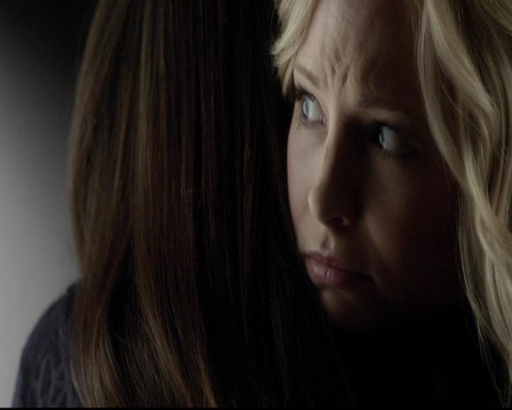 VampireDiariesWorld-dot-org_4x08WellAlwaysHaveBourbonStreet2021.jpg VampireDiariesWorld-dot-org_4x08WellAlwaysHaveBourbonStreet2021.jpg