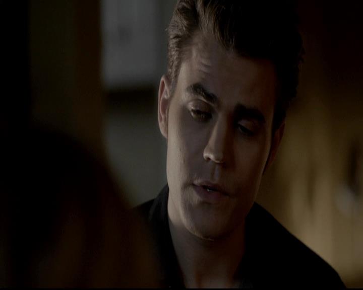 VampireDiariesWorld-dot-org_4x08WellAlwaysHaveBourbonStreet2157.jpg VampireDiariesWorld-dot-org_4x08WellAlwaysHaveBourbonStreet2157.jpg