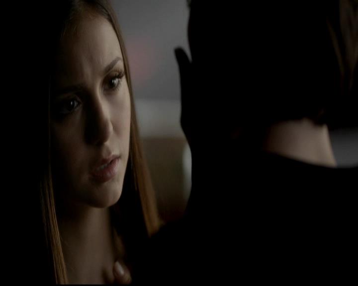VampireDiariesWorld-dot-org_4x08WellAlwaysHaveBourbonStreet2274.jpg