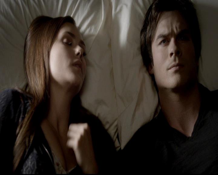 VampireDiariesWorld-dot-org_4x09OComeAllYeFaithful0024.jpg