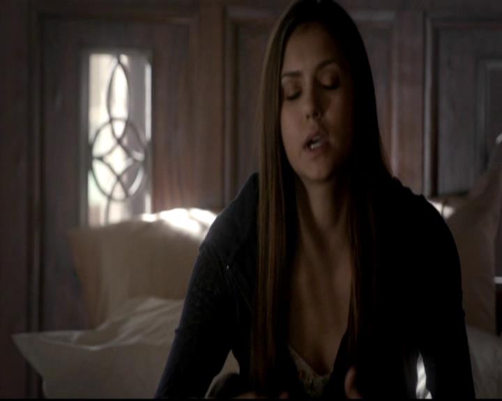 VampireDiariesWorld-dot-org_4x09OComeAllYeFaithful0035.jpg