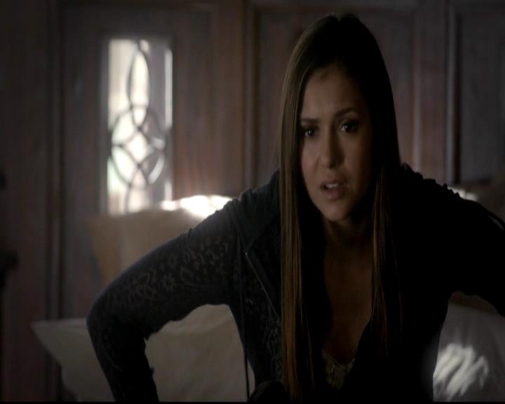 VampireDiariesWorld-dot-org_4x09OComeAllYeFaithful0042.jpg