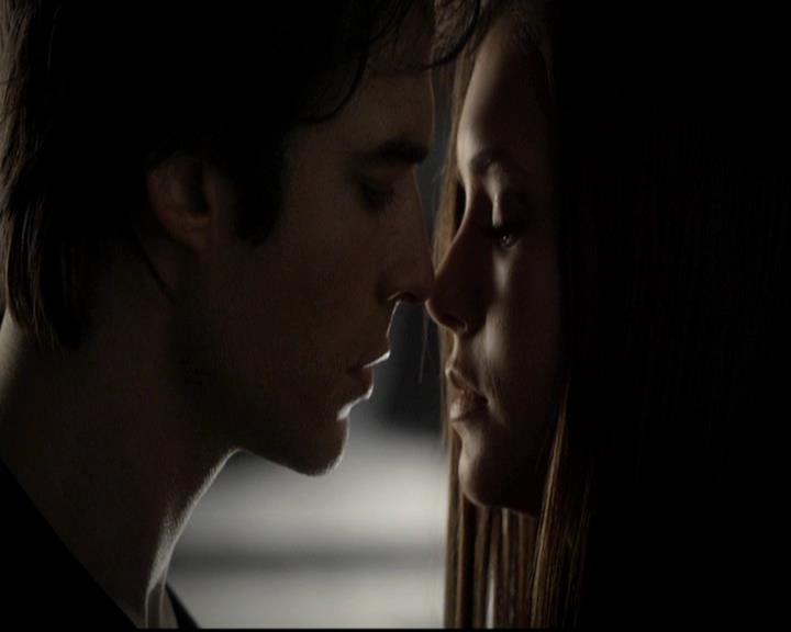 VampireDiariesWorld-dot-org_4x09OComeAllYeFaithful0082.jpg