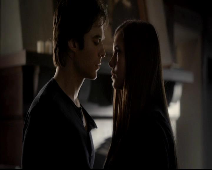 VampireDiariesWorld-dot-org_4x09OComeAllYeFaithful0085.jpg