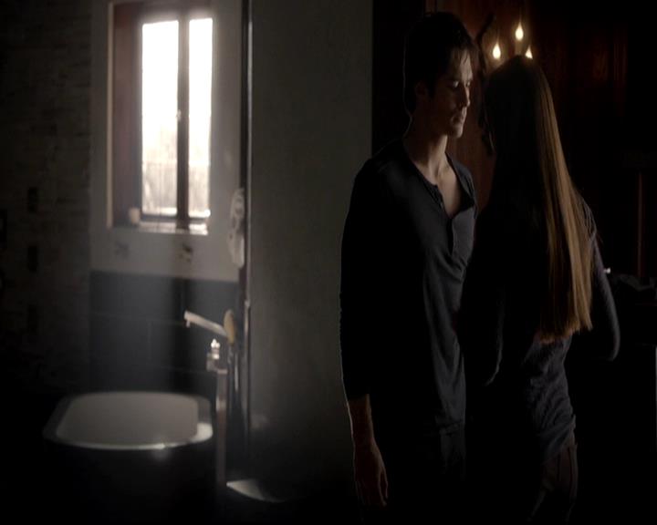 VampireDiariesWorld-dot-org_4x09OComeAllYeFaithful0089.jpg